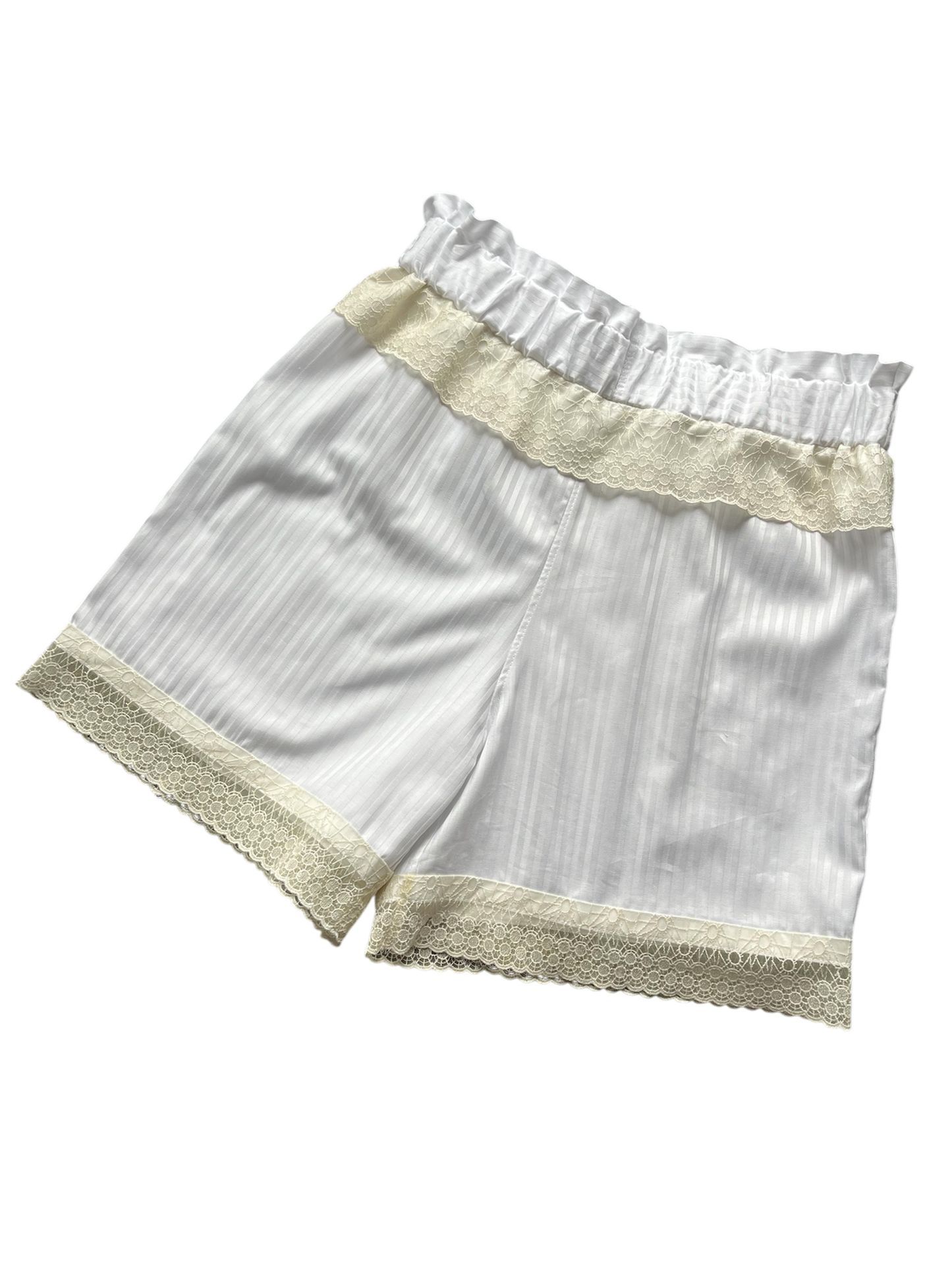 Domácí kraťásky- L